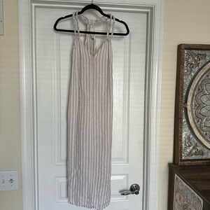 Linen beach swimsuit coverup